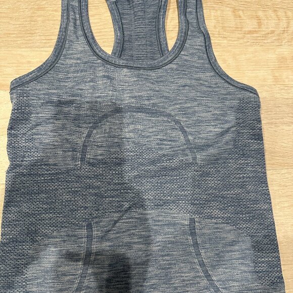 Lululemon Tank Top; size Small, but no tag Blue "denim" color - Picture 7 of 15